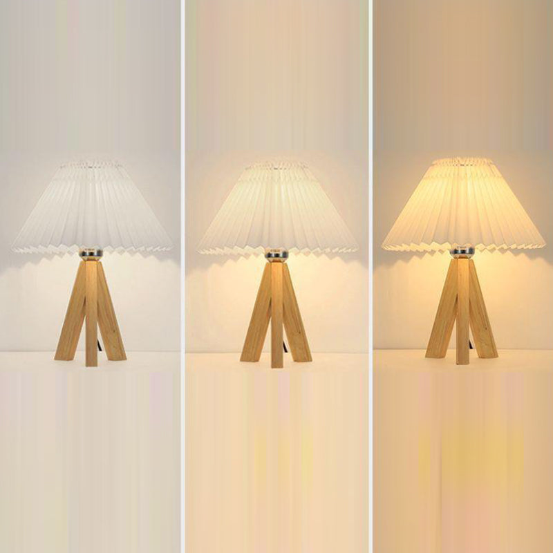 Trapezoid Tripod Pleated Fabric Table Lamp