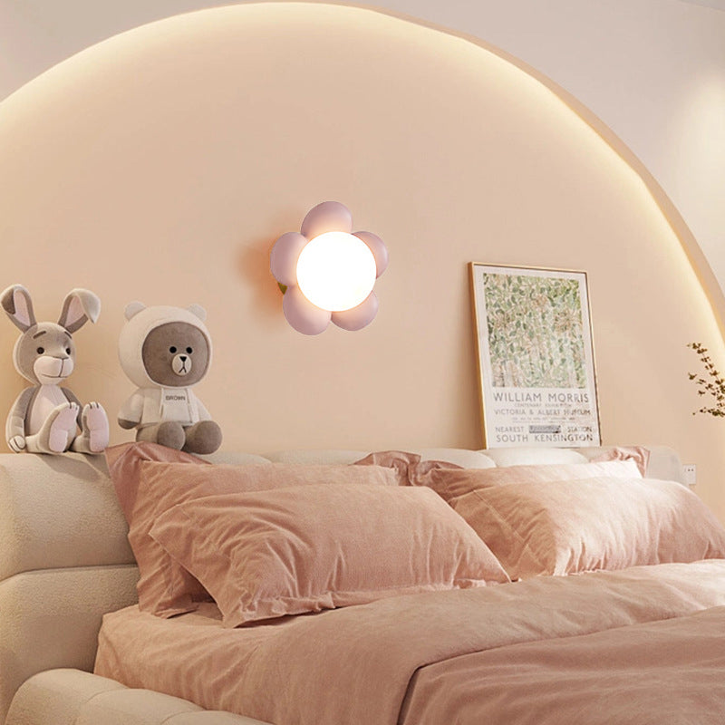 Flower Shaped Ceramic Wood Wall Lamp