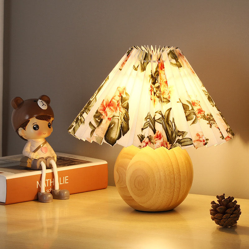 Solid Wood PVC Lampshade Table Lamp
