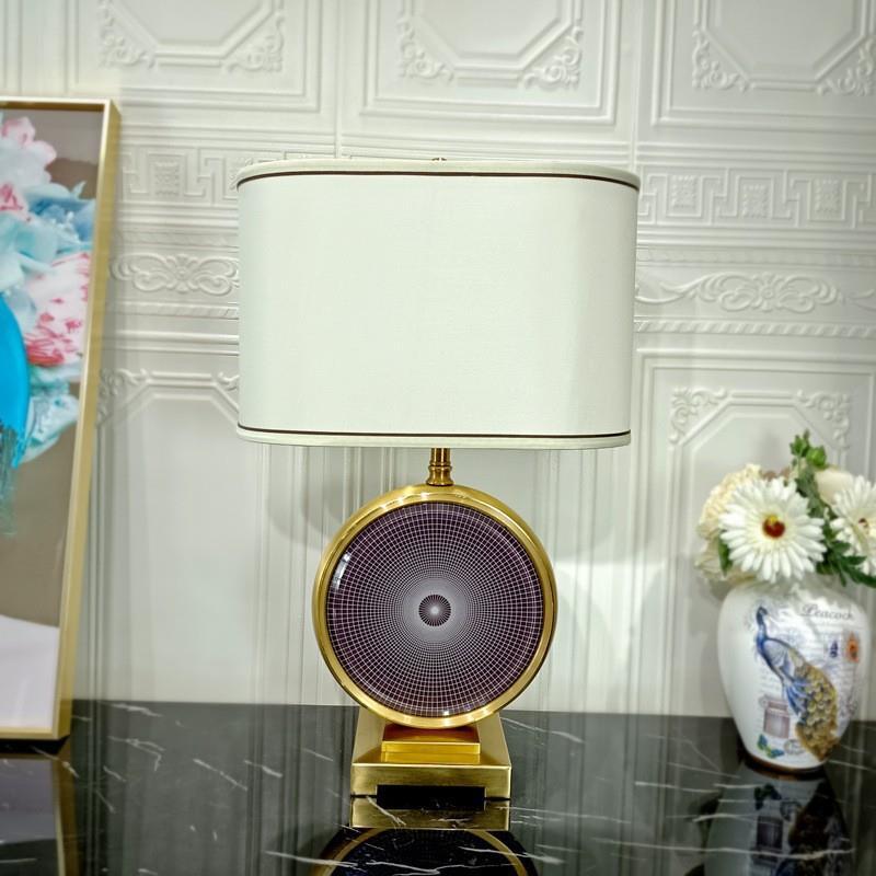 Fabric Iron Round Bedroom Table Lamp