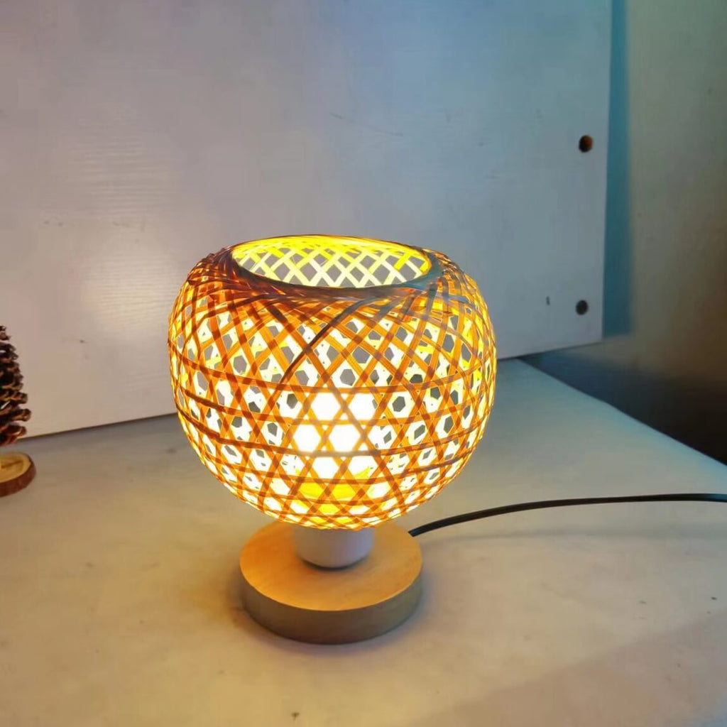 Bamboo Weaving Wood Cage Table Lamp