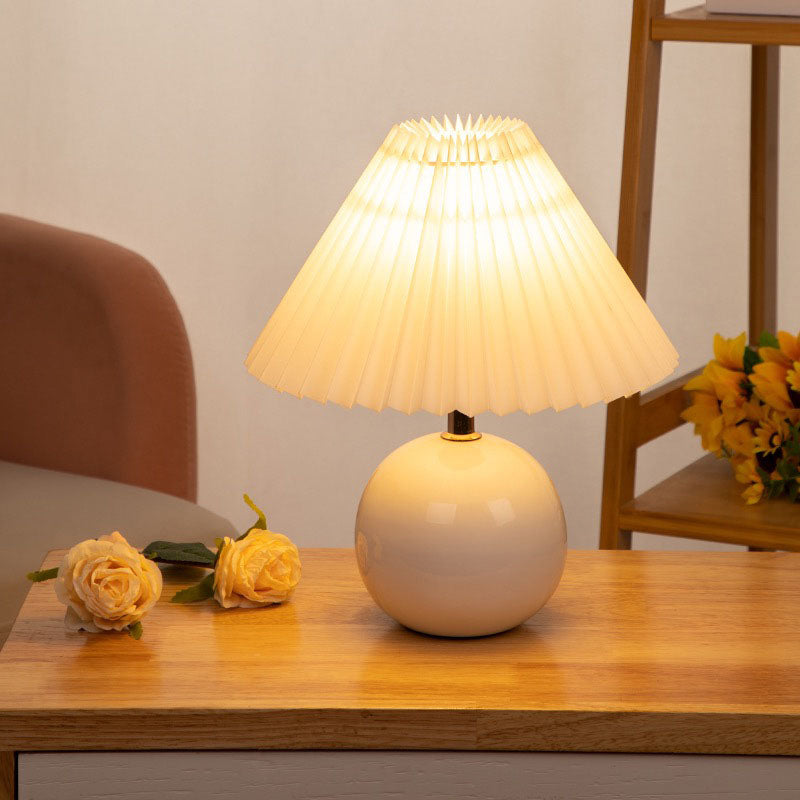 Round Pleated Ceramic PVC Table Lamp