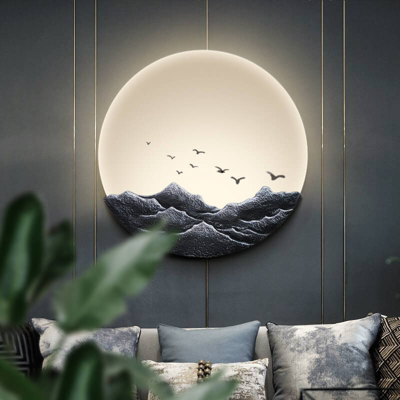 Classical Three-Dimensional Sculpture Resin Wall Lamp