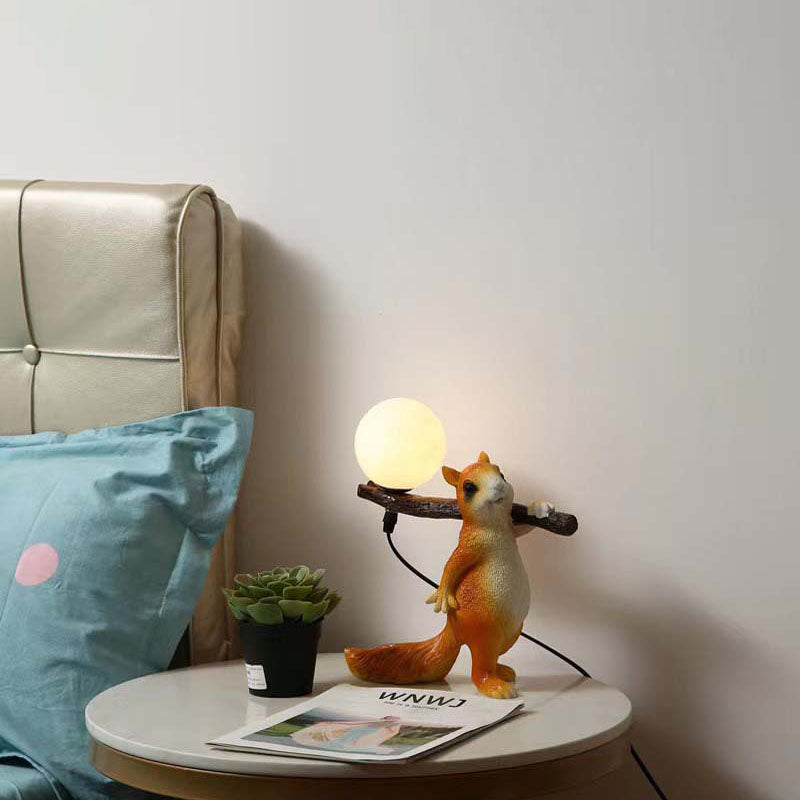 Squirrel Resin Glass Bedroom Table Lamp