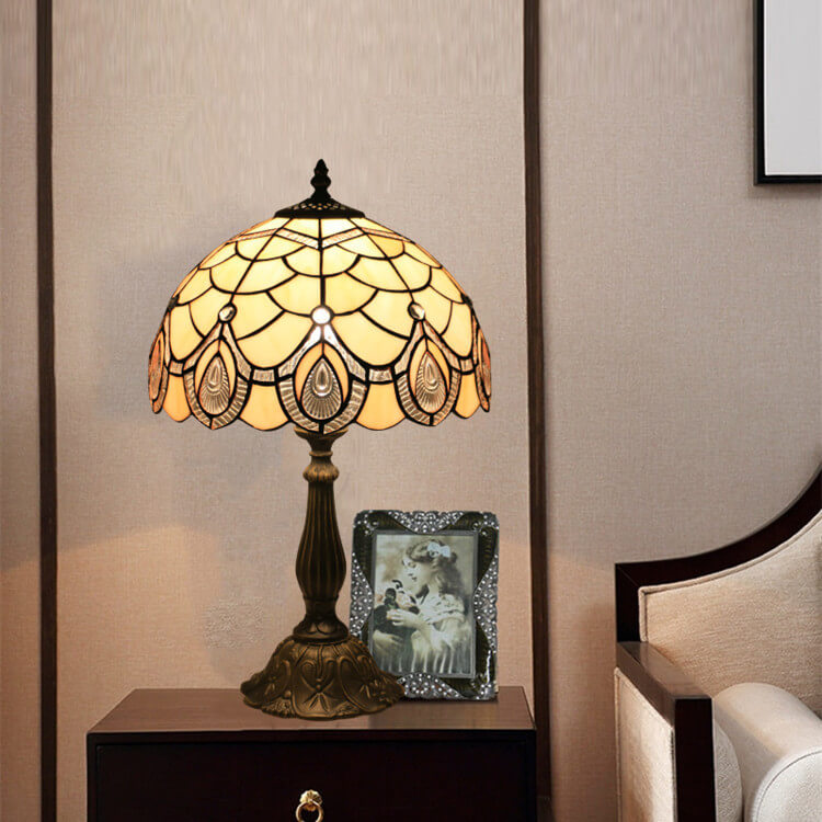 Lotus Resin Stained Glass Table Lamp