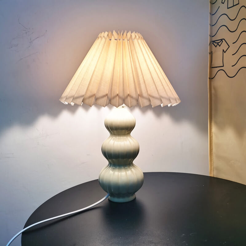 Pleated Ceramic Cloth Table Lamp