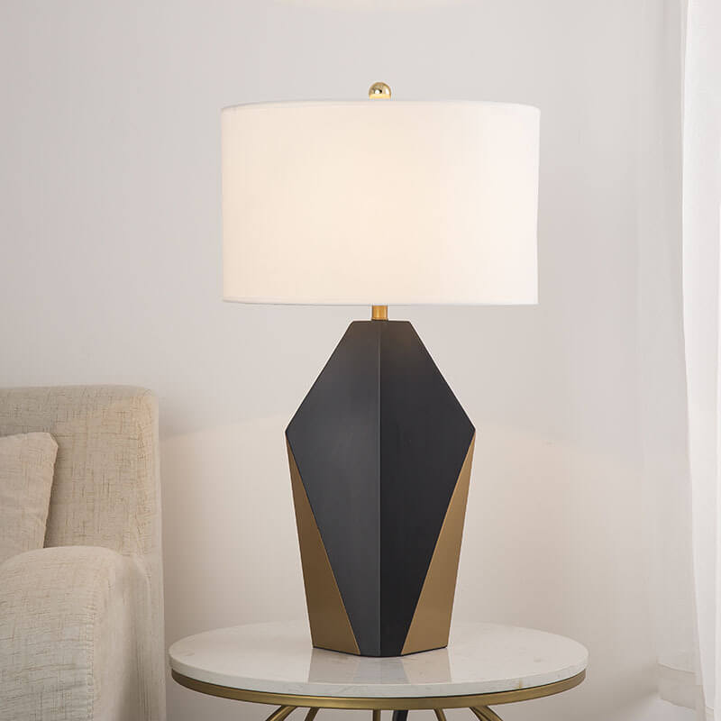 Quadrilateral Iron Fabric Table Lamp