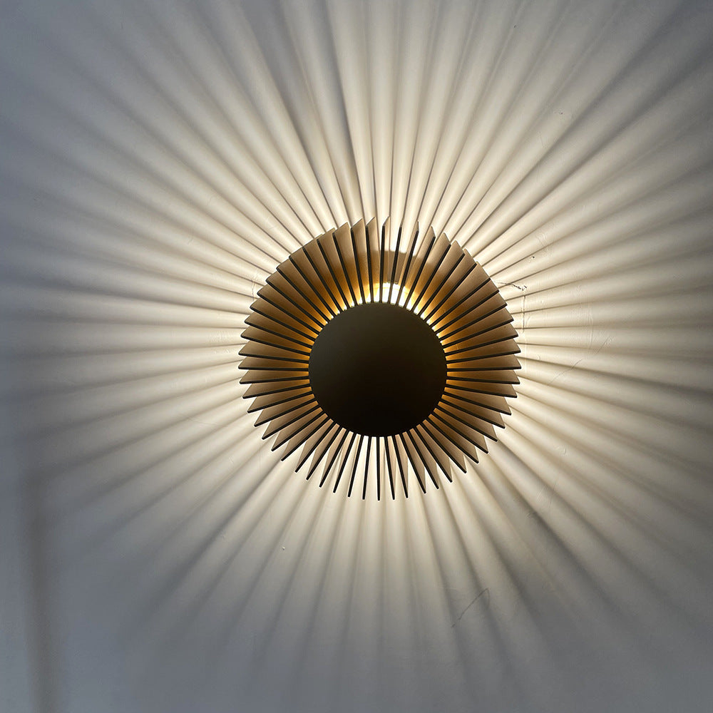 Aluminum Round Sun Flower Wall Lamp