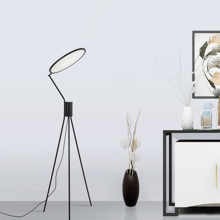 Fabric Round Iron Tripod Floor Lamp