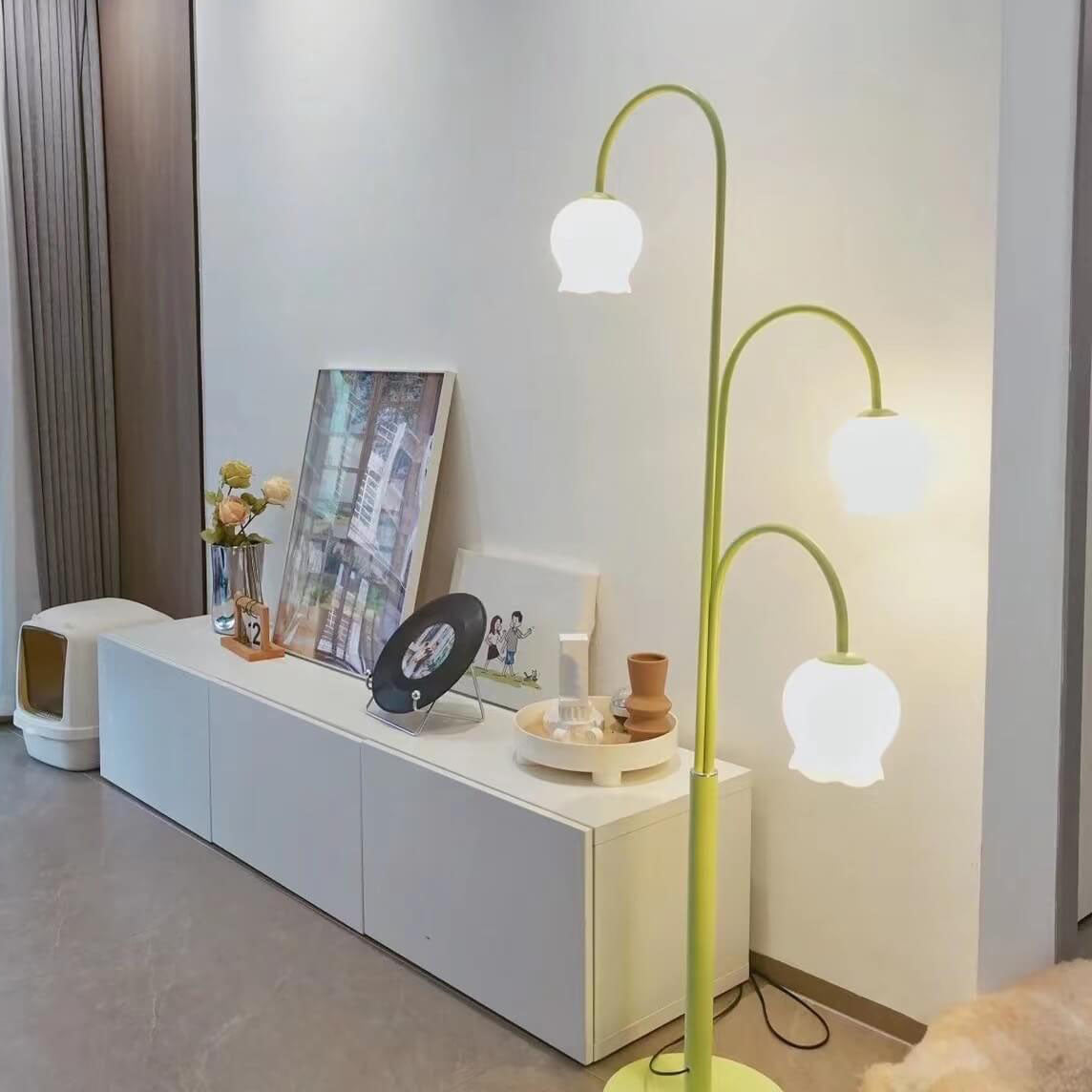 Bell Orchid Glass Lampshade 3-Light Floor Lamp