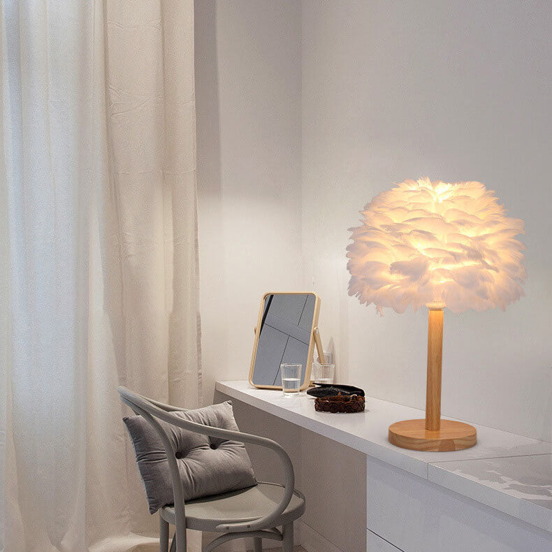 Feather Decorative Solid Wood Table Lamp