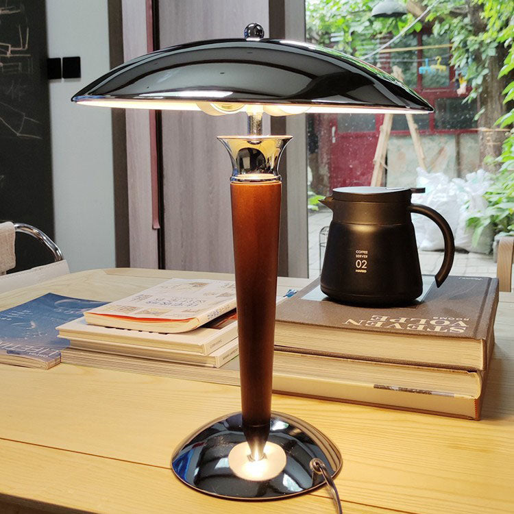 Solid Color Metal Table Lamp