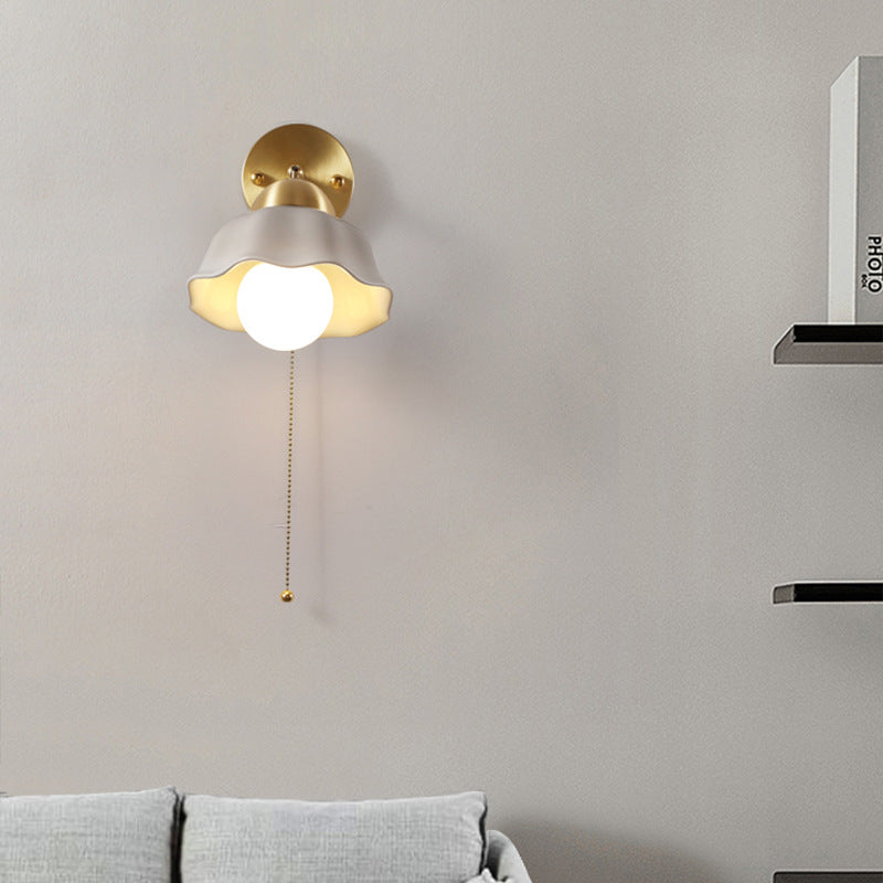 Floral Copper Ceramic Pull Wall Lamp