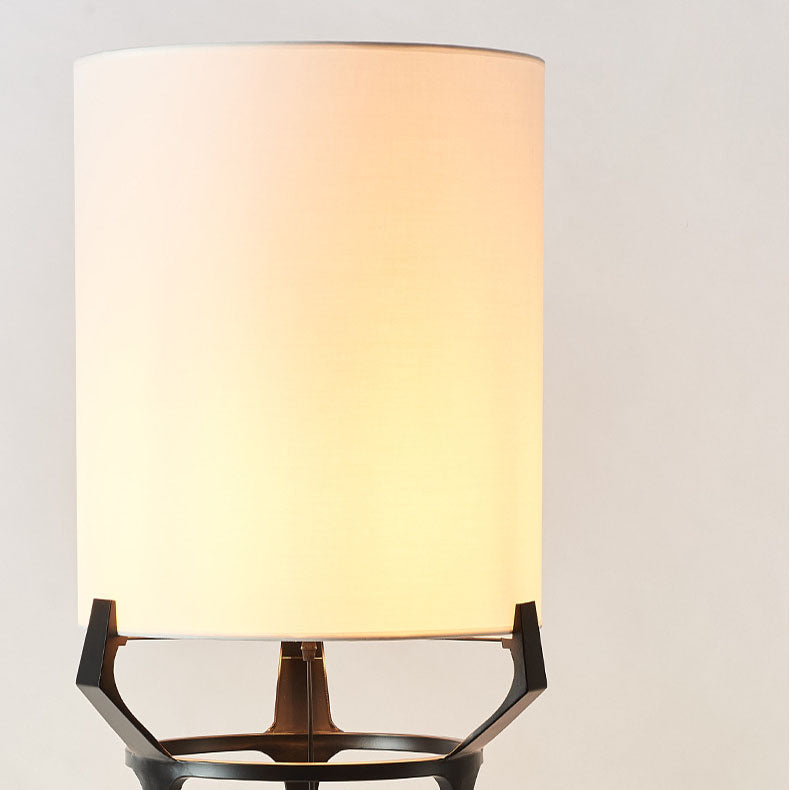 Fabric Round Iron Tripod Floor Lamp