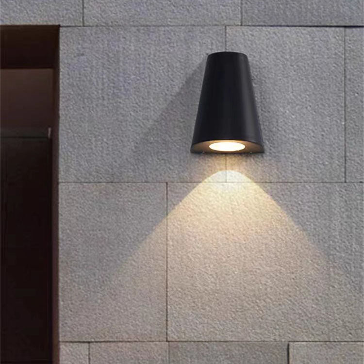 Aluminum Horn Outdoor Light