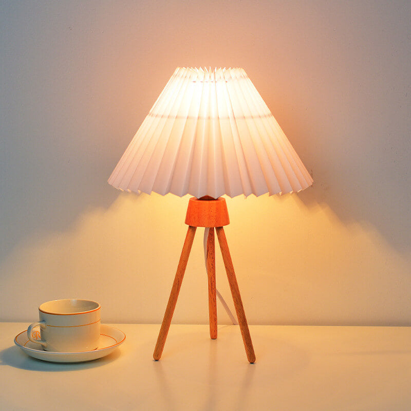 Tripod Pleated Design Umbrella Table Lamp