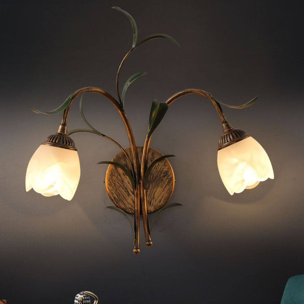 Glass Flower Wall Lamp