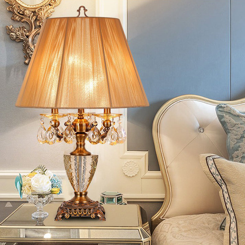 Champagne Teardrop Zinc Alloy 3-Light Table Lamp