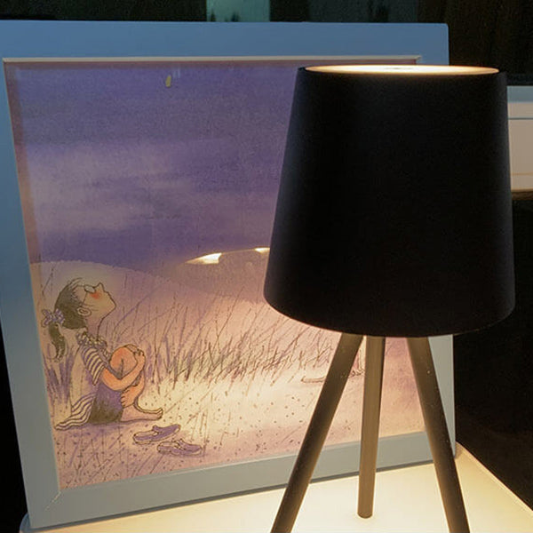 Tripod Design Table Lamp