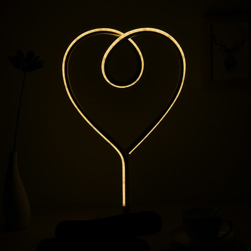 Heart Shape Aluminum Iron Table Lamp