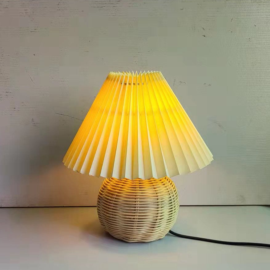 Round Pleated Bamboo Fabric Table Lamp