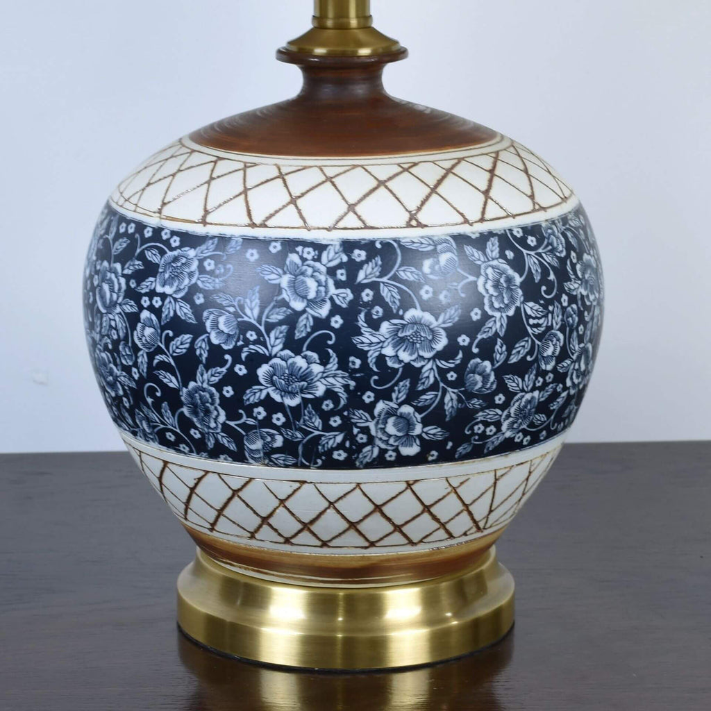 Round Ceramic Hardware Fabric Table Lamp