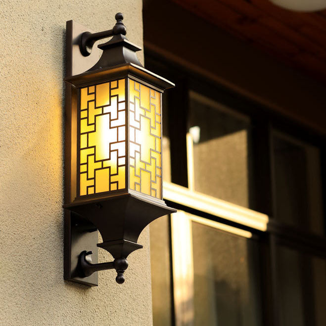 Square Lantern Cage Outdoor Light