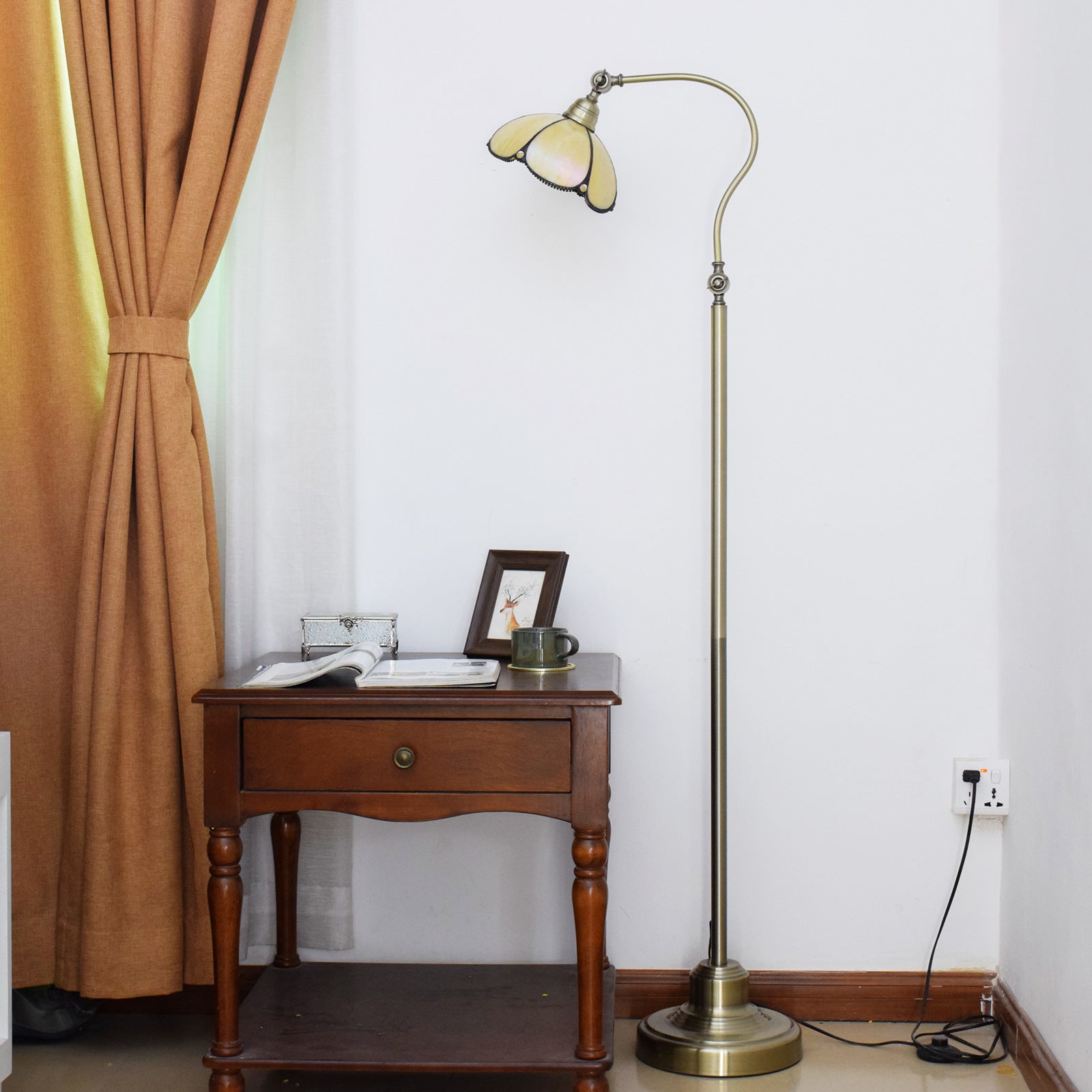 Floral Iron Glass Bedroom Floor Lamp