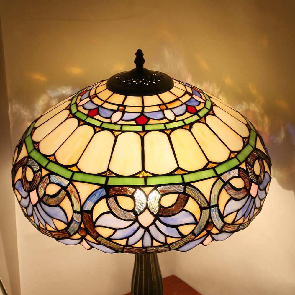 Peach Heart Baroque Stained 2-Light Table Lamp