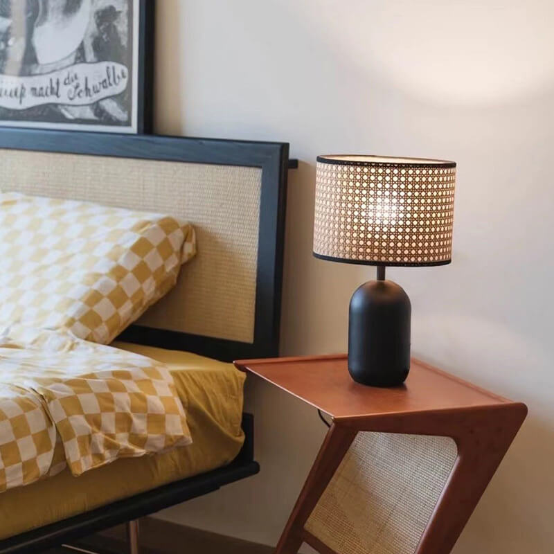 Rattan Weaving Metal Table Lamp