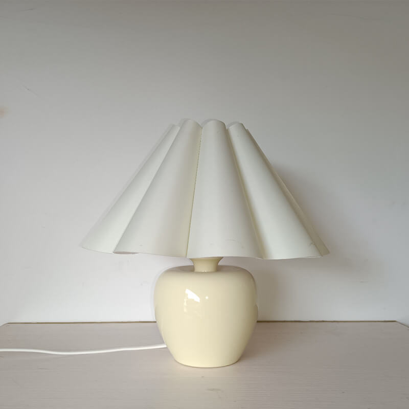 Ceramic Cloth Pleated Table Lamp