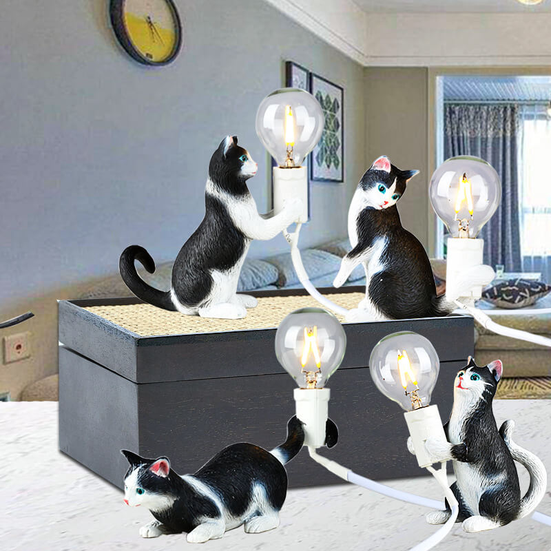 Resin Kitten Decor Mini Table Lamp