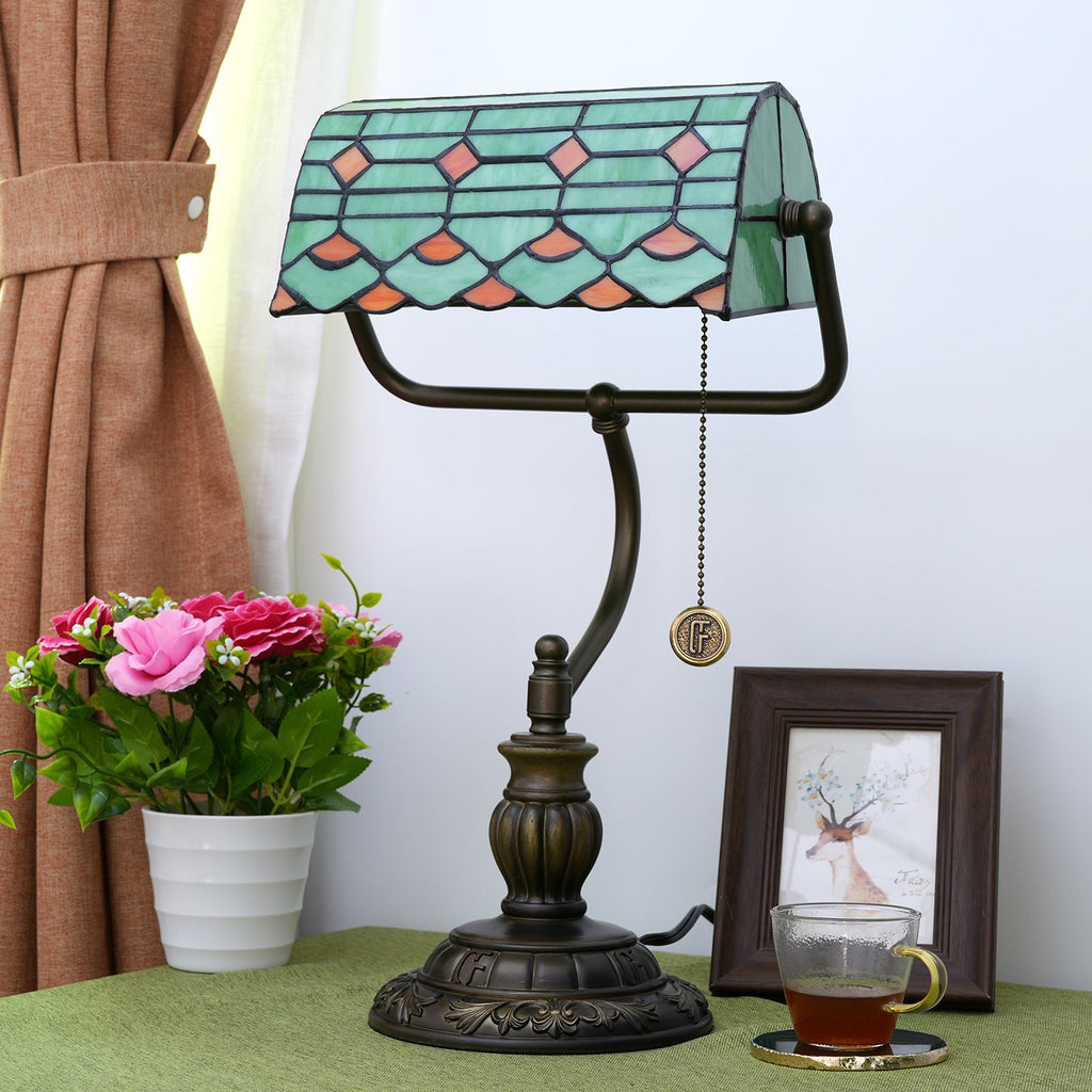 Green Leaf Red Spot Table Lamp
