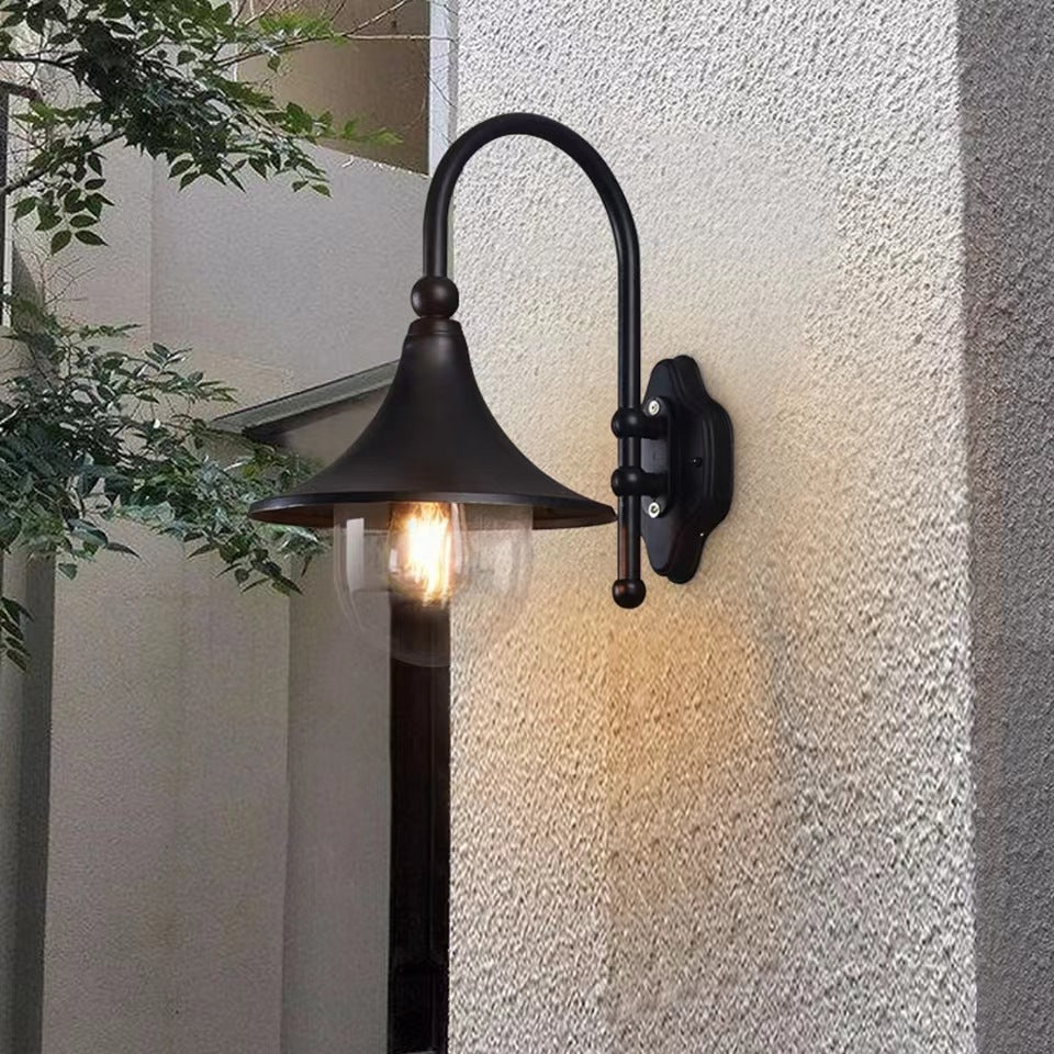 Aluminum Horn Shape Patio Outdoor Light