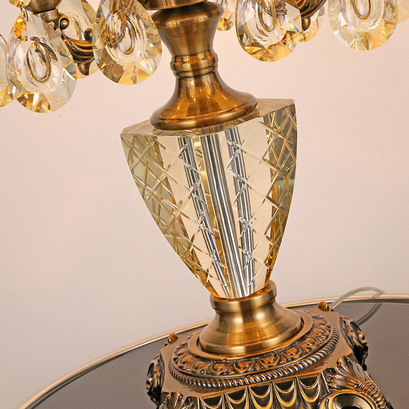 Champagne Teardrop Zinc Alloy 3-Light Table Lamp