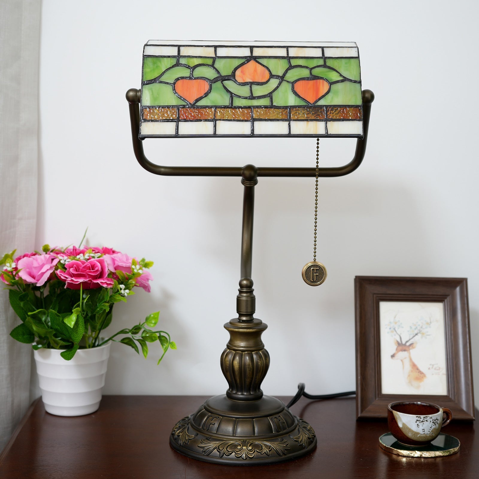 Heart Design Stained Glass Table Lamp