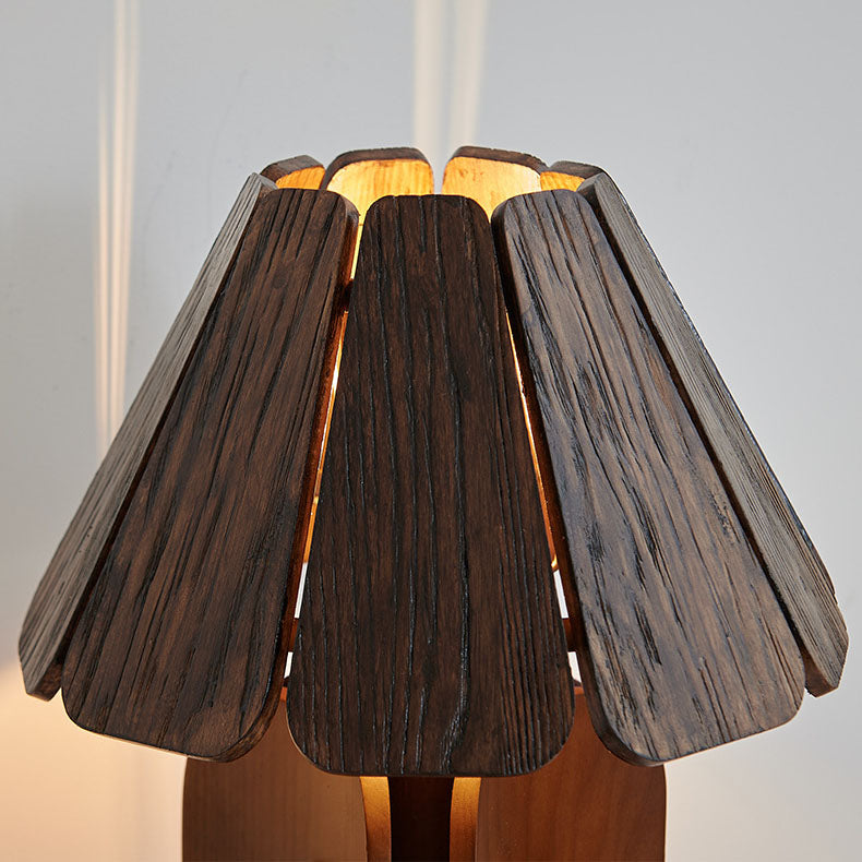 Solid Wood Umbrella Pleated Table Lamp