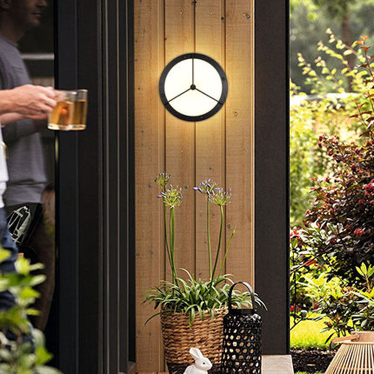 Aluminum Acrylic Circle Round Outdoor Light