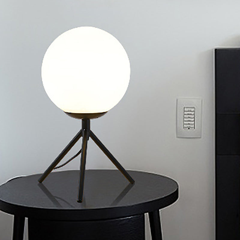 Iron Glass Ball Bracket Table Lamp