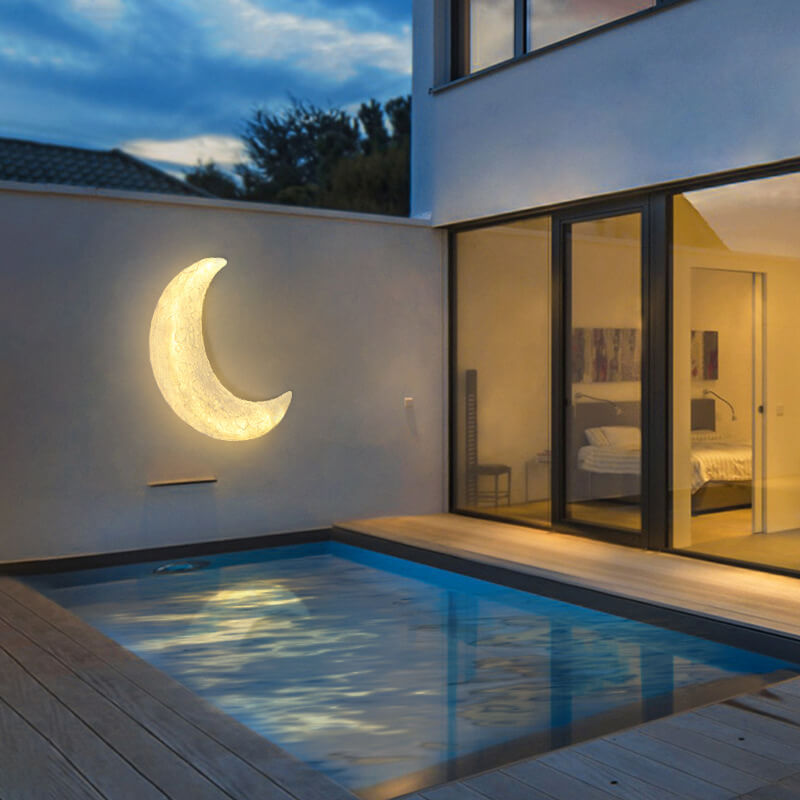 Moon Shape Resin Rainproof Outdoor Light