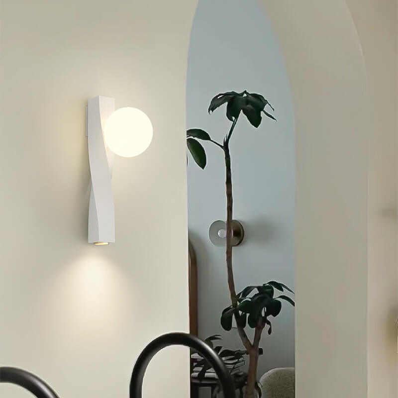 Cream Style Plastic Long Outdoor Light