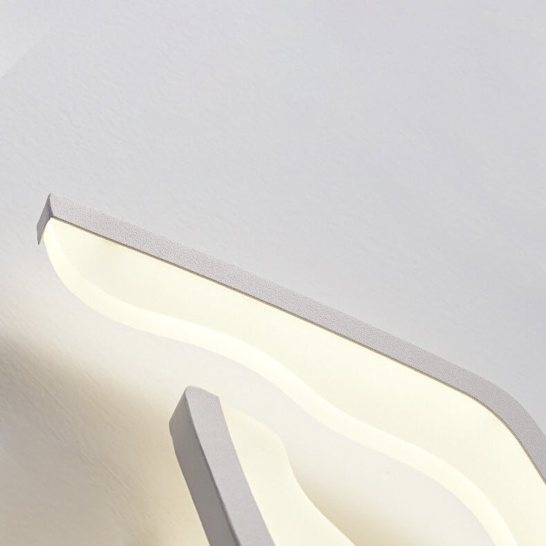 Acrylic Flame Design Wall Lamp