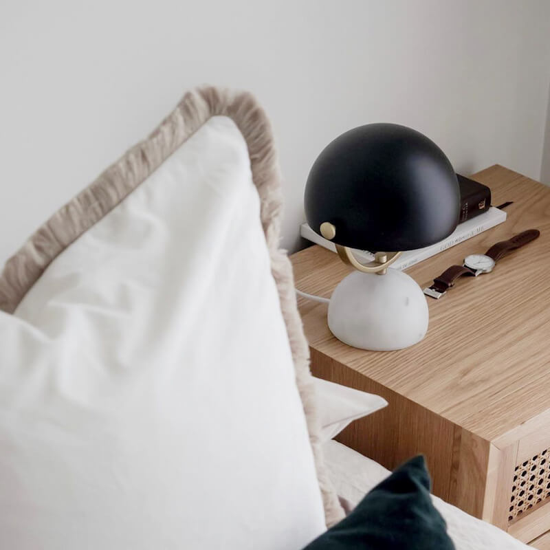 Round Marble Rotatable Table Lamp