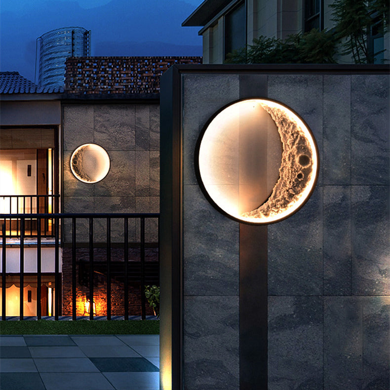 Round Metal Resin Bedroom Wall Lamp