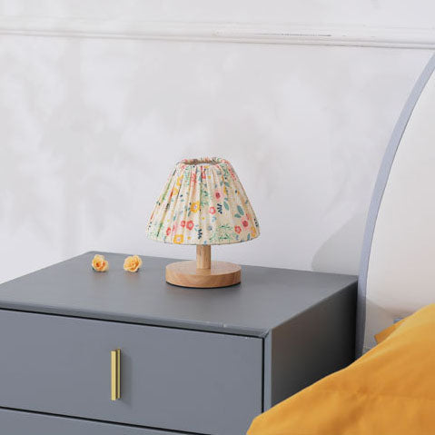 Iron Flower Shape Table Lamp