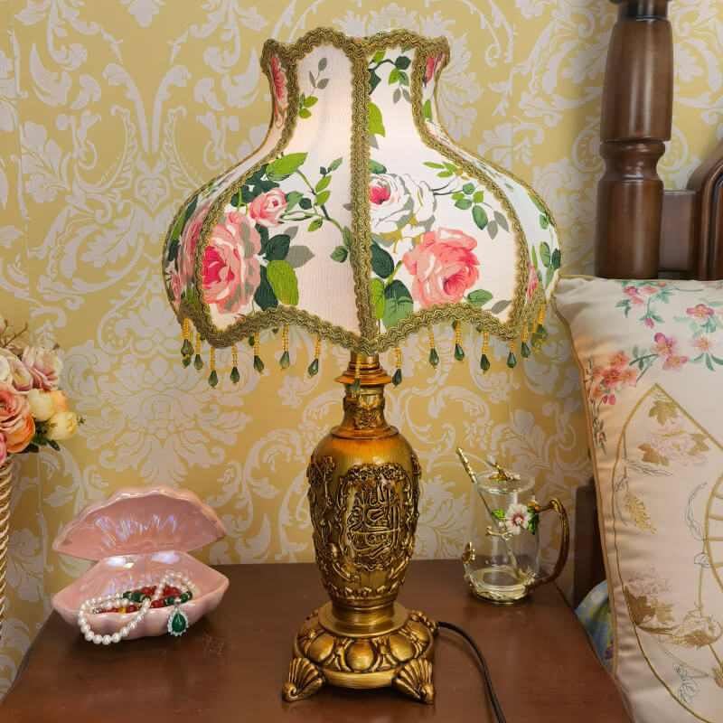 Floral Texture Fabric Pleated Table Lamp