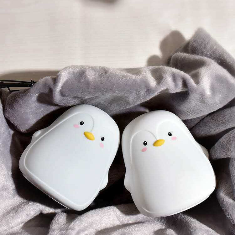 Cartoon Penguin Silicone Kids Table Lamp