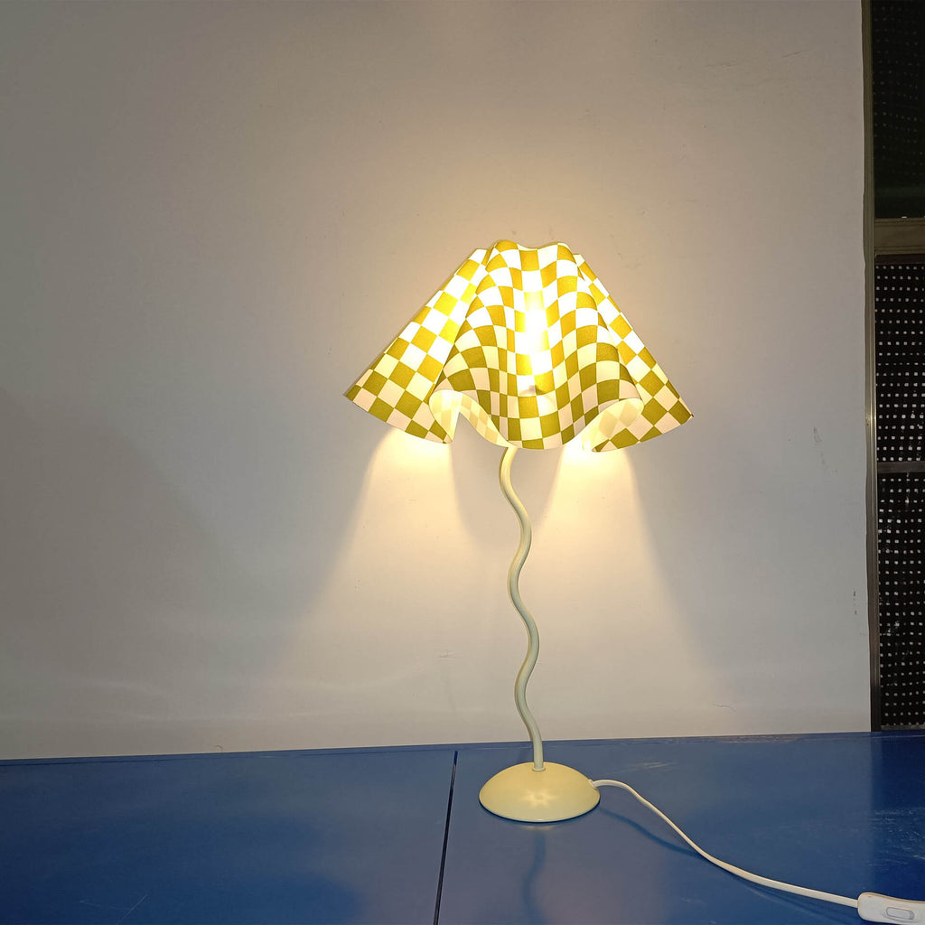 Fabric Petal Flower Table Lamp