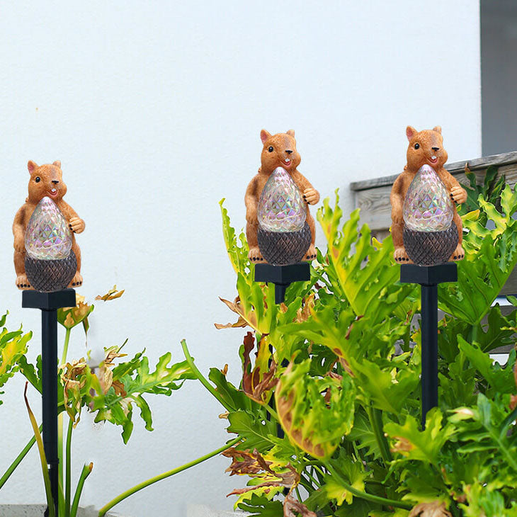 Resin Squirrel Solar Waterproof Outdoor Light