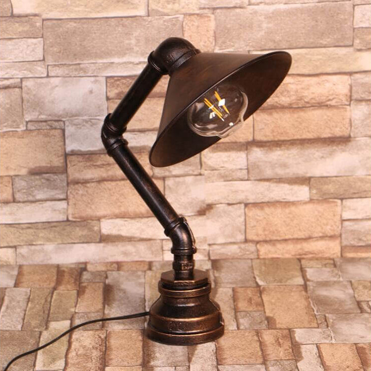 Pipe Iron Table Lamp